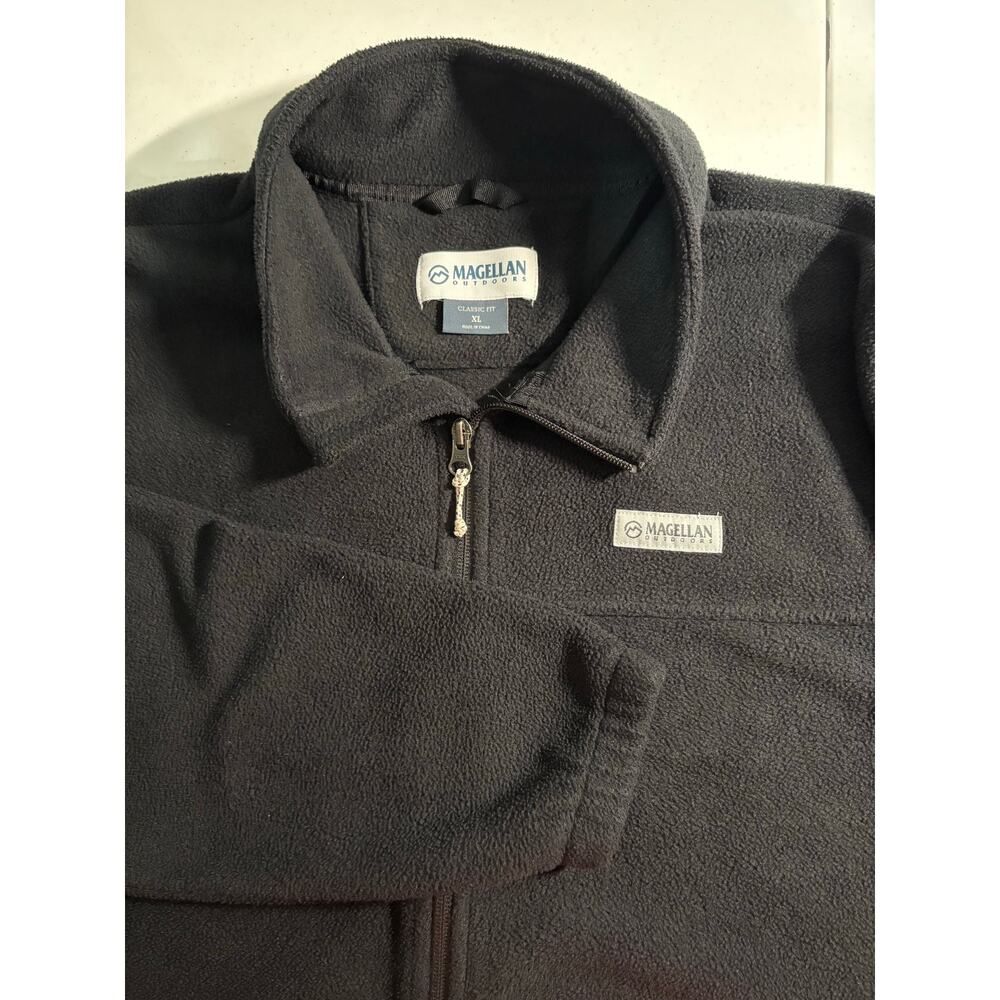 Magellan Outdoors Men’s Fleece Jacket – Black – Size XL